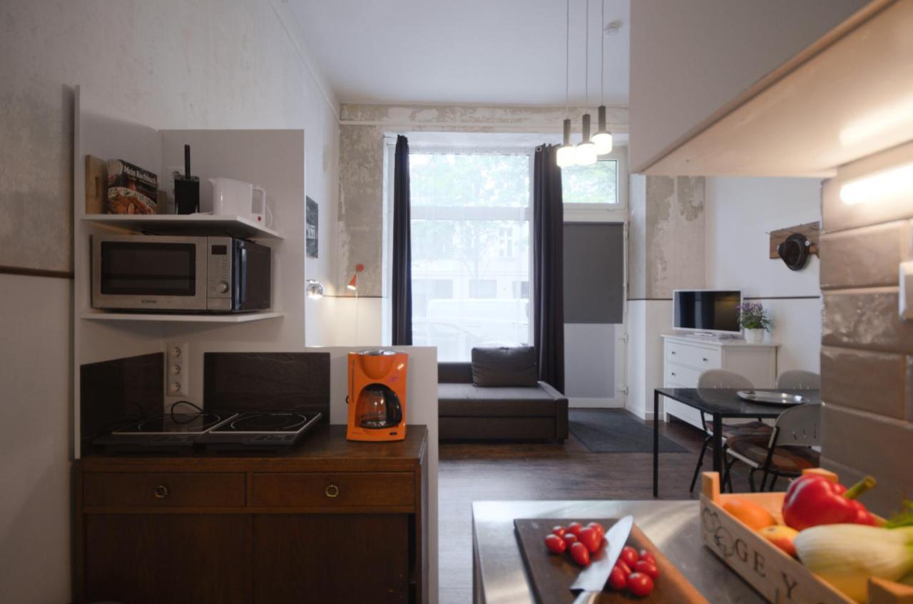 Altbauwohnung mit 3 Bädern  Berlin Exterior foto