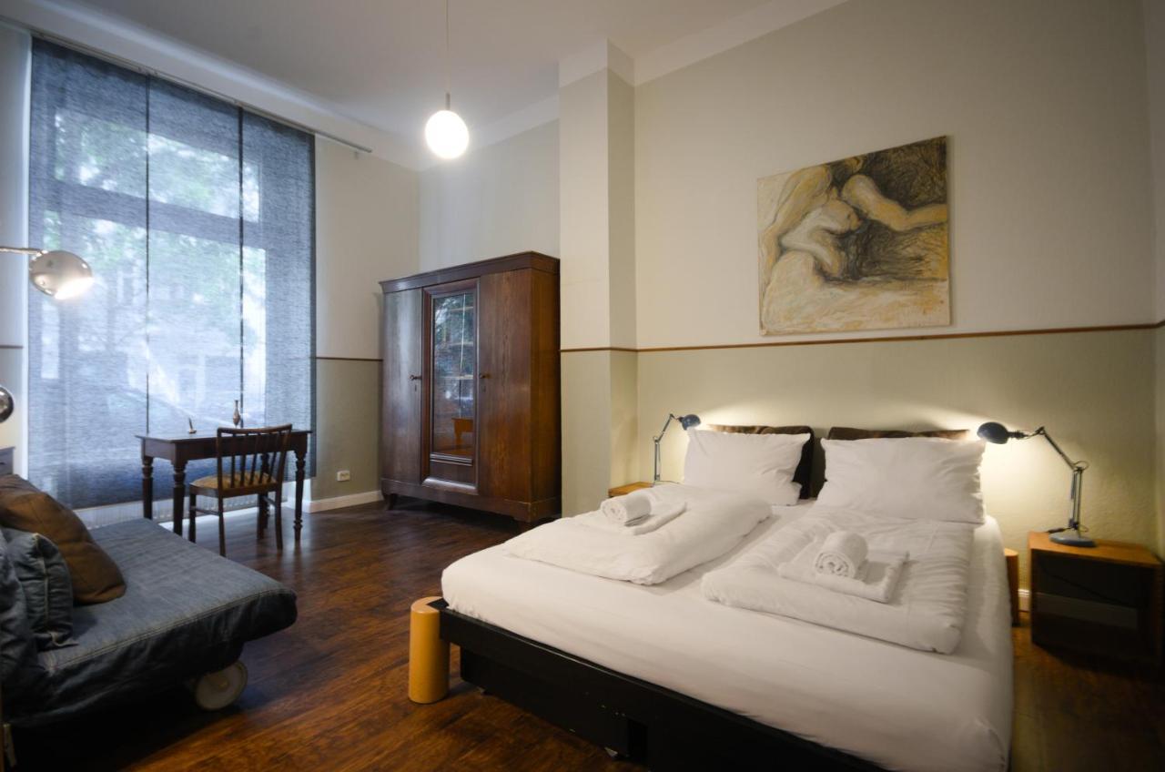Altbauwohnung mit 3 Bädern  Berlin Exterior foto