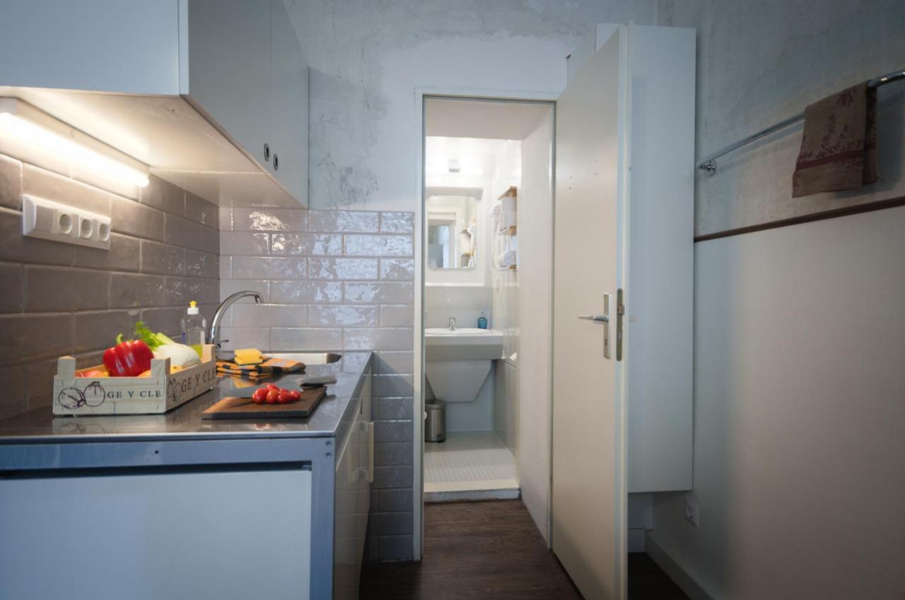 Altbauwohnung mit 3 Bädern  Berlin Exterior foto